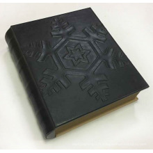 Boîte cadeau de stockage en forme de livre en cuir noir